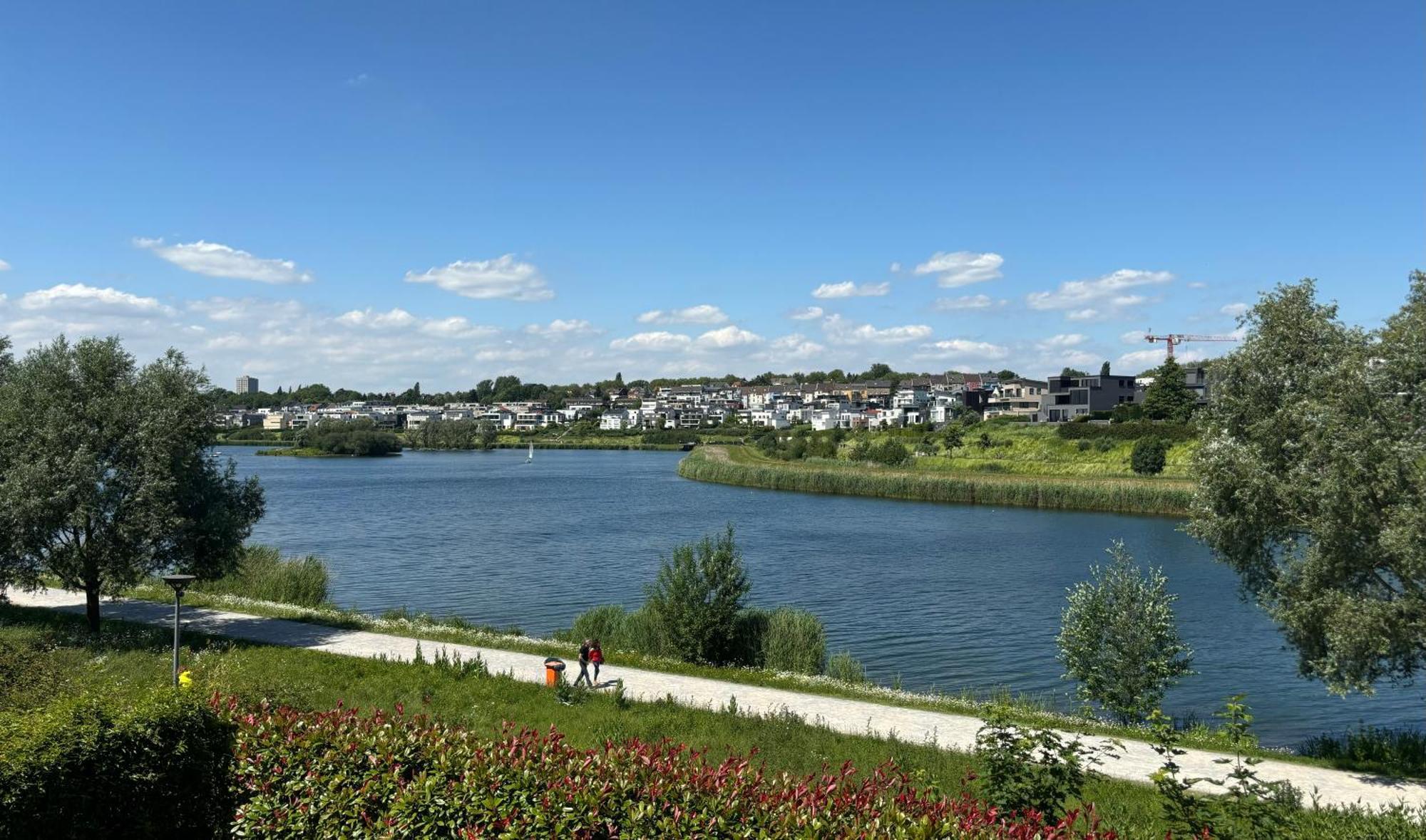 Studio Apartment Direkt Am Phoenixsee Dortmund Bagian luar foto