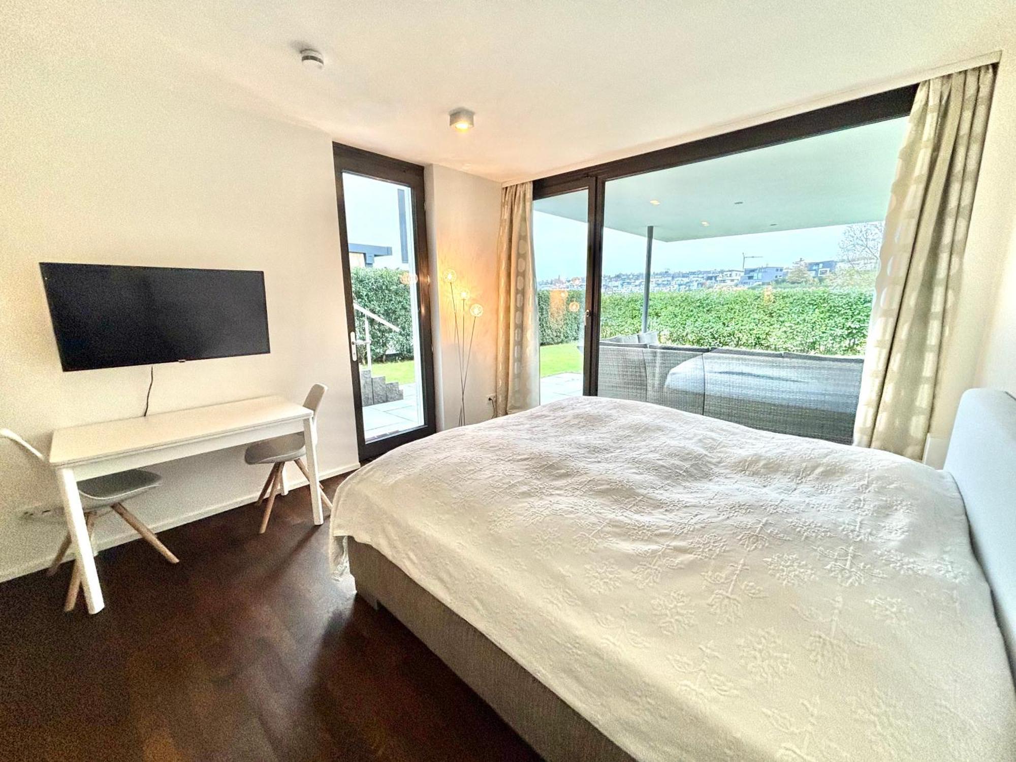 Studio Apartment Direkt Am Phoenixsee Dortmund Bagian luar foto